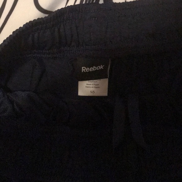 Reflective Reebok shorts - Picture 3 of 3